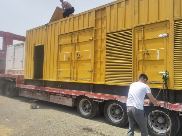 新龙镇发电机出租100KW发电机需要什么规格的电缆线?