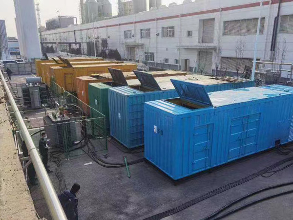 新龙镇380V和690V电压的电缆线相同吗？